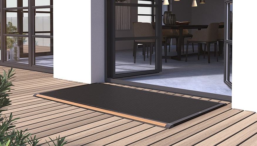 Door mat in front of door